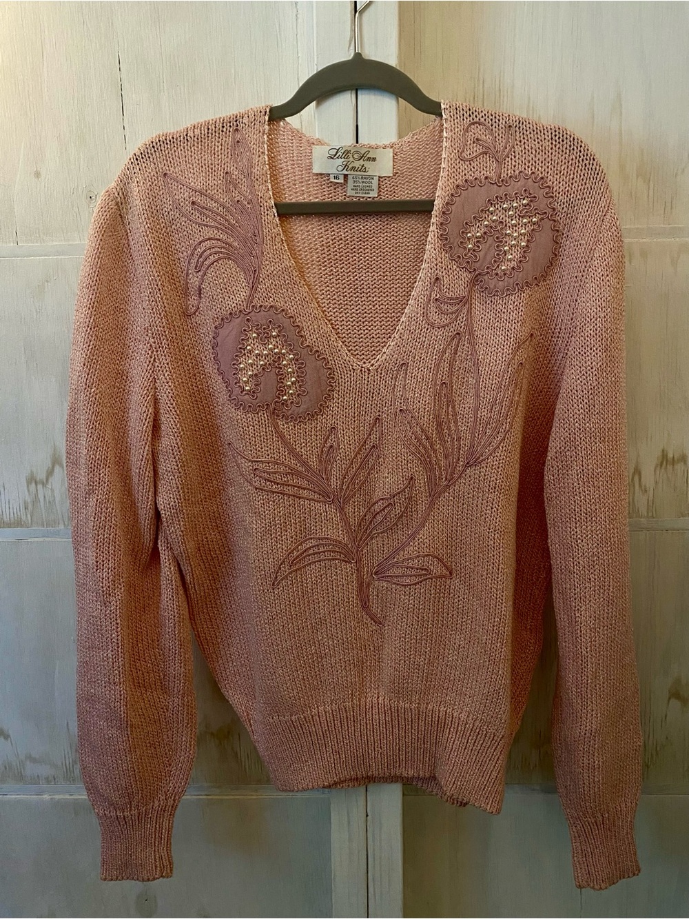 Lili Ann Knits 16 Classique Pink V-Neck Embroidered Sweater Coquette Cottagecore
